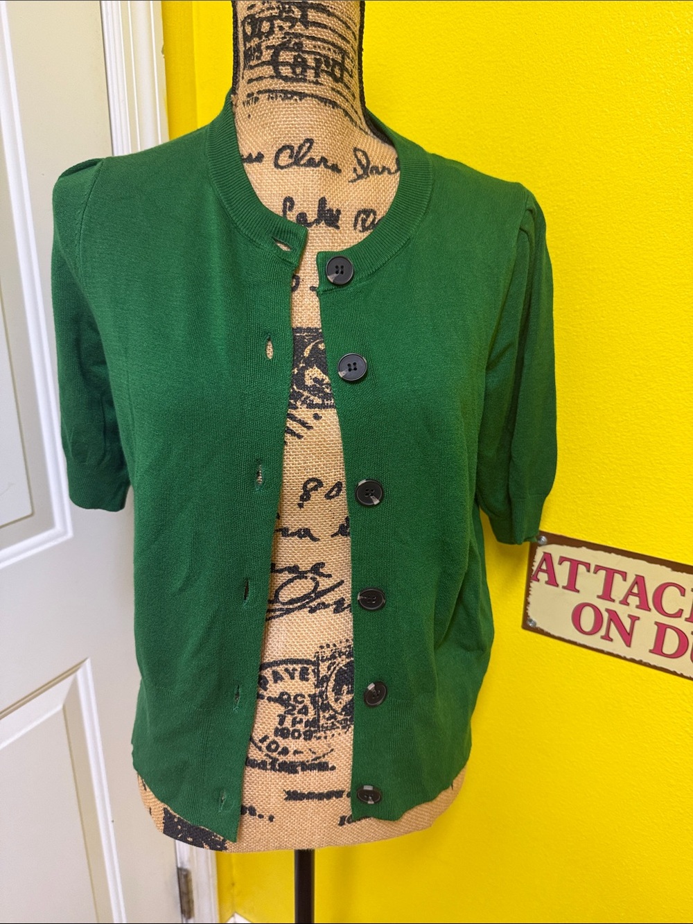 Time and Tru Emerald Green Short-Sleeve Button Front Cardigan